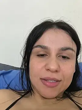 Snapshot of Daniela-rosee chatting on July 10, 2026, 4:12 am Daniela-rosee online show from July 10, 2026, 4:12 am