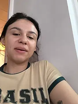 Snapshot of Daniela-rosee chatting on July 9, 2026, 4:06 pm Daniela-rosee online show from July 9, 2026, 4:06 pm