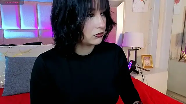 Snapshot of RobinBennett chatting on July 20, 2026, 12:40 pm RobinBennett online show from July 20, 2026, 12:40 pm