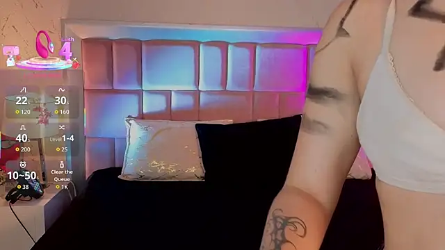 Snapshot of RobinBennett chatting on March 14, 2026, 12:33 pm RobinBennett online show from March 14, 2026, 12:33 pm