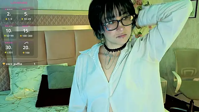 RobinBennett online show from November 10, 2025, 2:55 pm