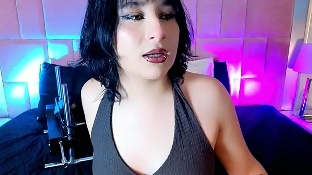 Snapshot of RobinBennett chatting on July 9, 2026, 12:48 pm RobinBennett online show from July 9, 2026, 12:48 pm
