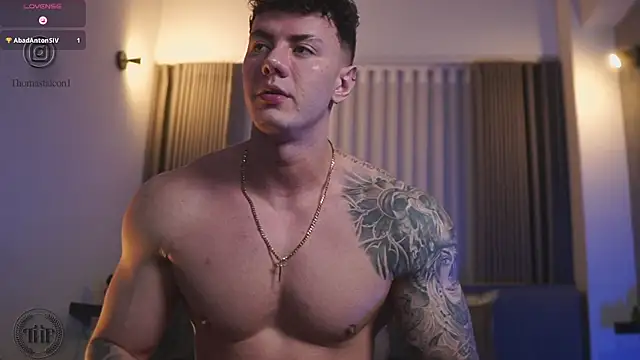 Snapshot of Thomas_Falcon chatting on November 2, 2025, 1:21 am Thomas Falcon online show from November 2, 2025, 1:21 am