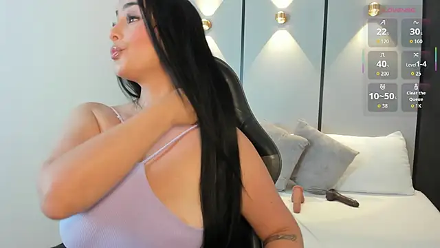 Snapshot of ashly_moonn chatting on June 30, 2026, 12:16 pm ashly moonn online show from June 30, 2026, 12:16 pm