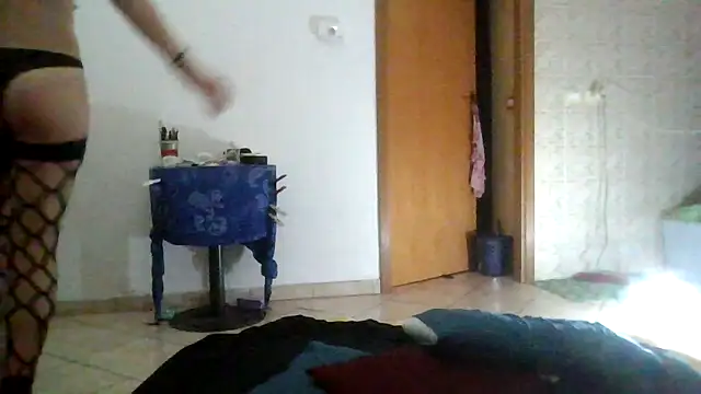 Snapshot of Astrid3 chatting on October 25, 2025, 8:20 pm Astrid3 online show from October 25, 2025, 8:20 pm