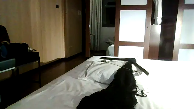 Snapshot of Astrid3 chatting on October 9, 2025, 8:53 pm Astrid3 online show from October 9, 2025, 8:53 pm