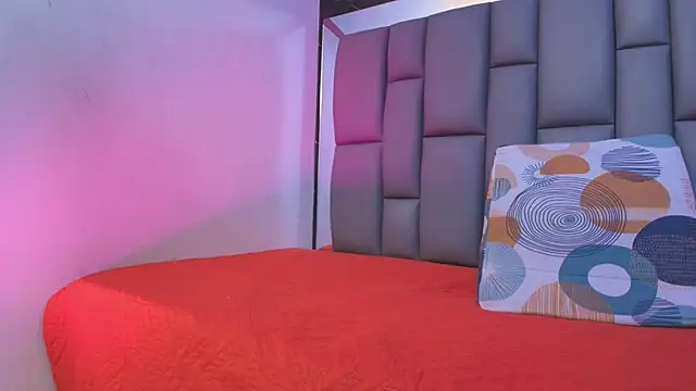 Snapshot of kissme_luna chatting on October 14, 2025, 7:03 pm kissme luna online show from October 14, 2025, 7:03 pm