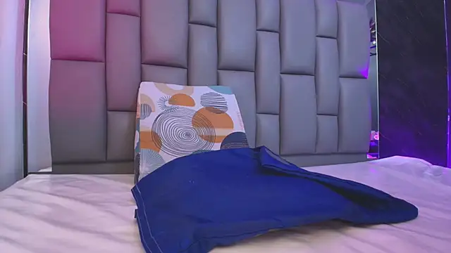 Snapshot of kissme_luna chatting on November 13, 2025, 7:07 pm kissme luna online show from November 13, 2025, 7:07 pm