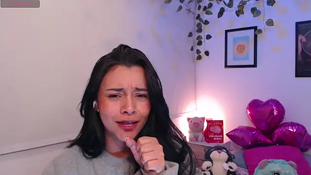 Snapshot of MarilynWhite_ chatting on October 11, 2025, 6:36 am MarilynWhite online show from October 11, 2025, 6:36 am