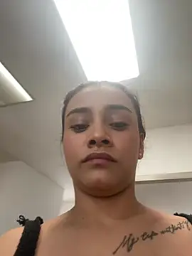 MarilynWhite  online show from February 10, 2026, 8:19 pm