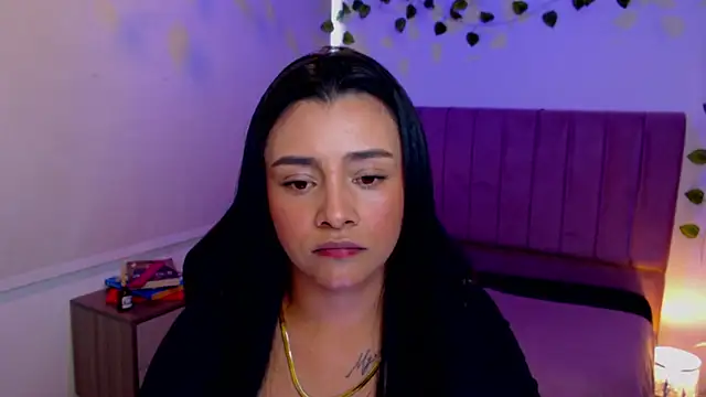 MarilynWhite  online show from January 5, 2026, 8:01 pm