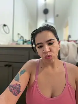 Gringo XXX Latina online show from December 17, 2025, 4:56 pm