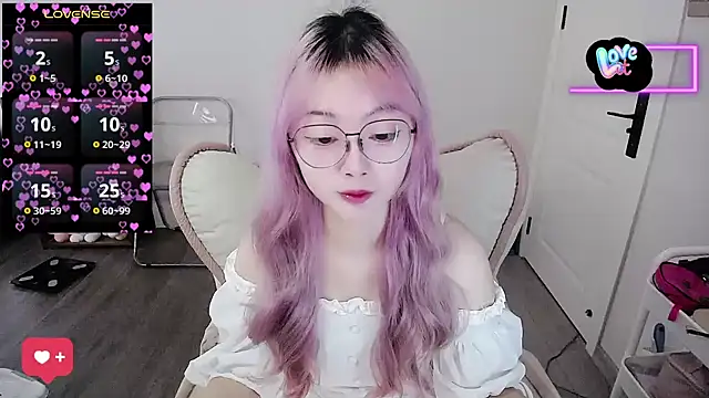 Snapshot of baby-yaya20 chatting on September 22, 2025, 5:13 am baby-yaya20 online show from September 22, 2025, 5:13 am