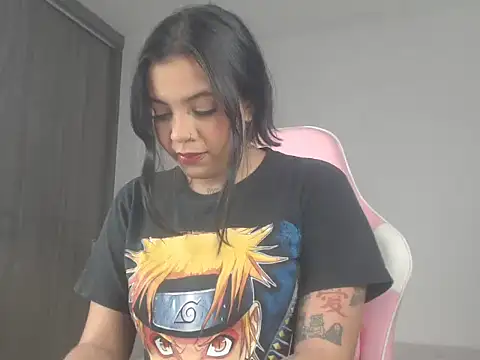 Snapshot of ObeyVal chatting on May 12, 2026, 7:27 am ObeyVal online show from May 12, 2026, 7:27 am
