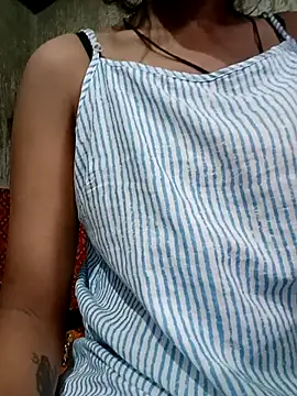 Snapshot of Cute_Aaisha chatting on September 30, 2025, 1:55 am Cute Aaisha online show from September 30, 2025, 1:55 am