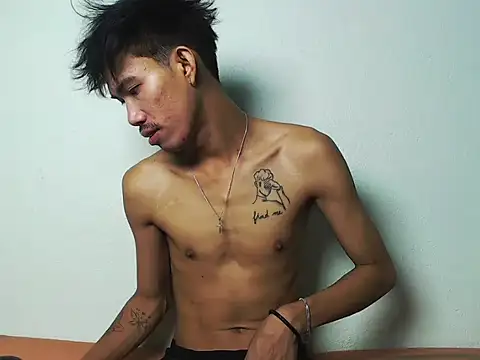 uryassy online show from September 14, 2025, 2:23 am