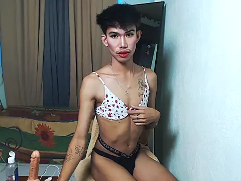 uryassy online show from September 23, 2025, 6:42 am
