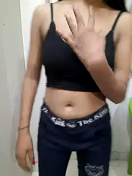 Your Ayesha56 online show from September 30, 2025, 7:31 pm