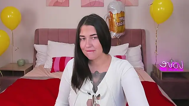 Miss    Mira online show from September 24, 2025, 12:07 am