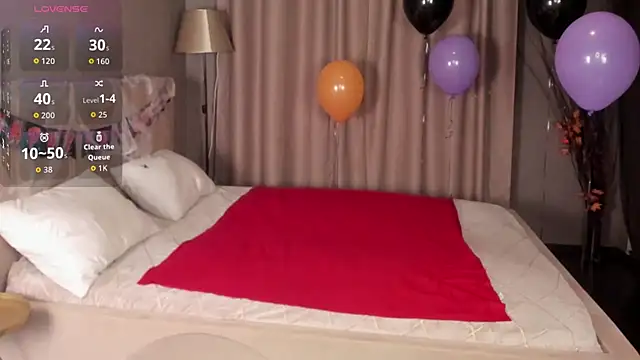 Snapshot of Tammy__Owens chatting on October 31, 2025, 12:07 am Tammy Owens online show from October 31, 2025, 12:07 am