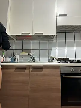 Viithoney online show from October 13, 2025, 5:31 am