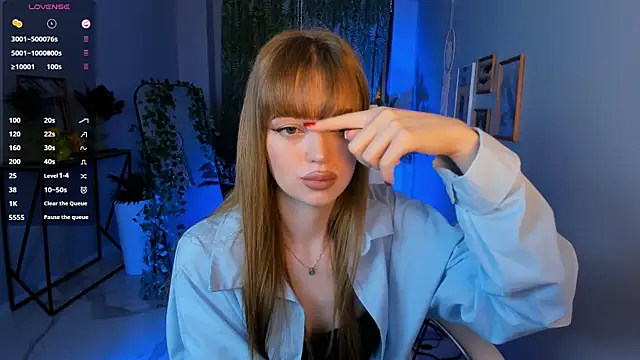 FlexyFox online show from June 4, 2026, 9:36 am
