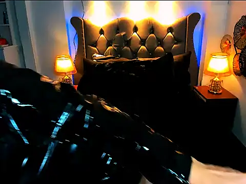 Snapshot of AiraHugeTop chatting on December 16, 2025, 2:49 am AiraHugeTop online show from December 16, 2025, 2:49 am