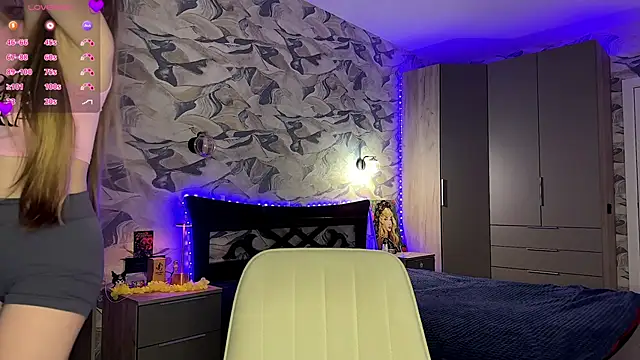 Snapshot of Jessica1West chatting on March 11, 2026, 4:45 pm Jessica1West online show from March 11, 2026, 4:45 pm