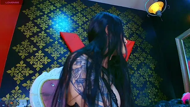 Snapshot of elinne_hendrix_ chatting on October 29, 2025, 12:59 pm elinne hendrix online show from October 29, 2025, 12:59 pm