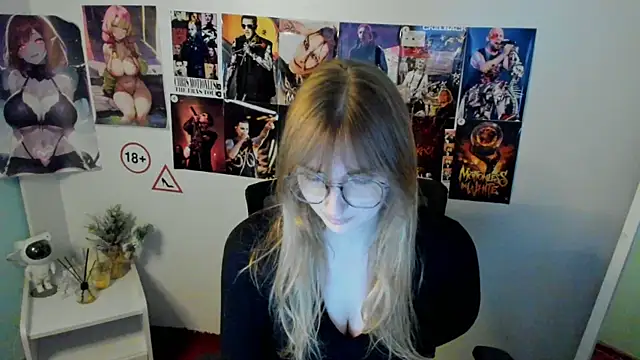 Snapshot of NeyliDream chatting on October 9, 2025, 12:49 pm NeyliDream online show from October 9, 2025, 12:49 pm