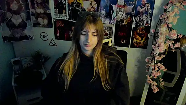 Snapshot of NeyliDream chatting on November 29, 2025, 1:22 pm NeyliDream online show from November 29, 2025, 1:22 pm