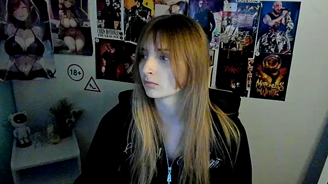 Snapshot of NeyliDream chatting on October 13, 2025, 12:18 pm NeyliDream online show from October 13, 2025, 12:18 pm