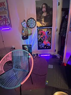 shortywidaphatty online show from October 12, 2025, 11:11 am