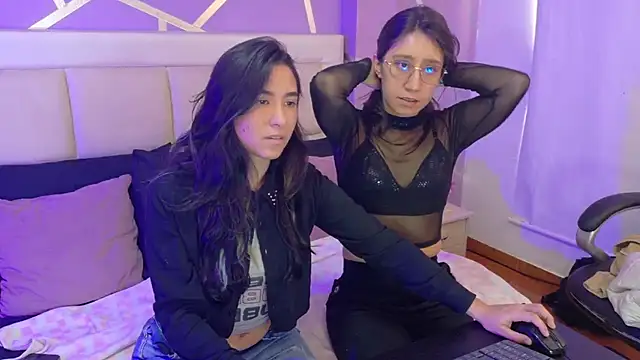 Snapshot of jupiterysaturno chatting on November 14, 2025, 7:17 pm jupiterysaturno online show from November 14, 2025, 7:17 pm