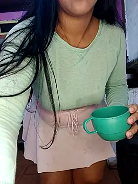 Snapshot of girlpee chatting on December 2, 2025, 6:53 pm girlpee online show from December 2, 2025, 6:53 pm