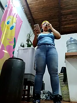 Snapshot of girlpee chatting on November 11, 2025, 1:39 pm girlpee online show from November 11, 2025, 1:39 pm