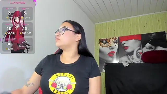 Snapshot of susan_mooree chatting on February 17, 2026, 7:11 pm susan mooree online show from February 17, 2026, 7:11 pm