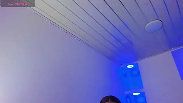 Snapshot of susan_mooree chatting on March 2, 2026, 7:54 pm susan mooree online show from March 2, 2026, 7:54 pm