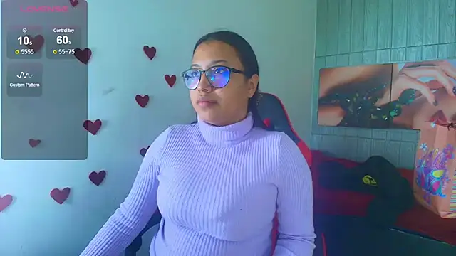 Snapshot of susan_mooree chatting on February 19, 2026, 8:39 pm susan mooree online show from February 19, 2026, 8:39 pm