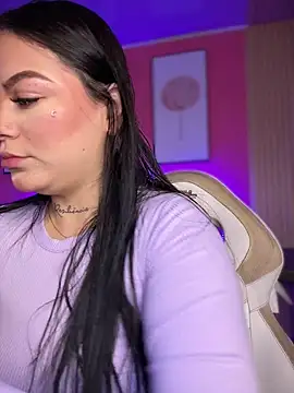 Snapshot of Megaan__More chatting on June 19, 2026, 3:23 am Megaan More online show from June 19, 2026, 3:23 am