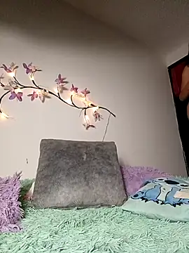 sweetdubros2 online show from October 31, 2025, 5:48 am