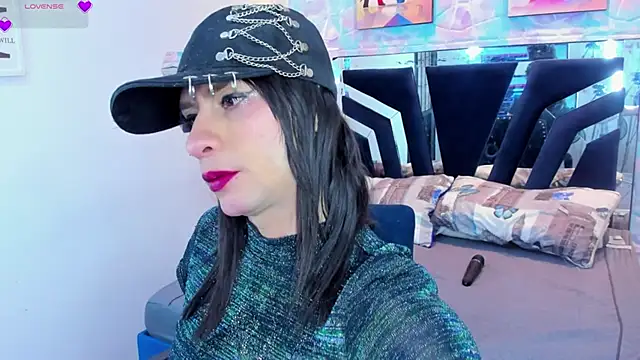 Snapshot of Charlotte_Landry__ chatting on February 5, 2026, 4:36 pm Charlotte Landry online show from February 5, 2026, 4:36 pm