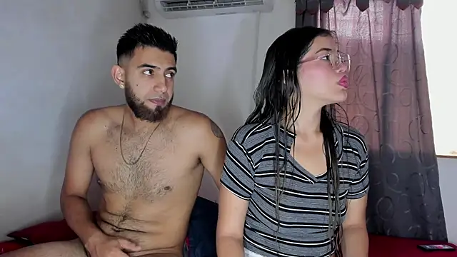 Snapshot of incogniitolove_ chatting on October 7, 2025, 7:04 pm incogniitolove online show from October 7, 2025, 7:04 pm