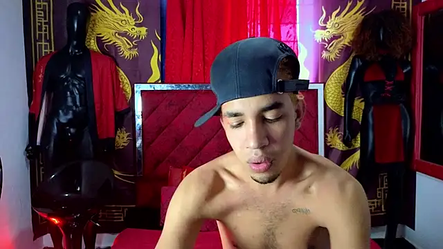 Latin straight0 online show from September 23, 2025, 6:15 pm
