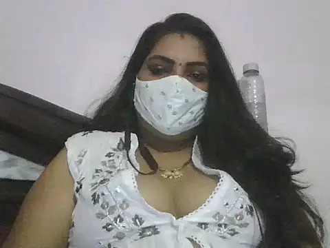 Snapshot of Nisha-telugu chatting on October 7, 2025, 5:36 pm Nisha-telugu online show from October 7, 2025, 5:36 pm