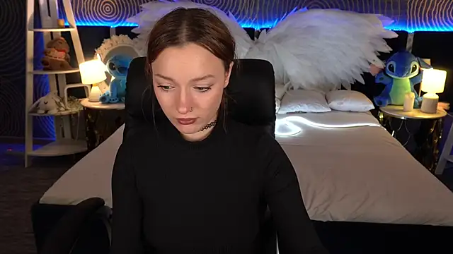 FoxyMayy online show from November 27, 2025, 8:20 pm