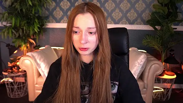 FoxyMayy online show from May 1, 2026, 2:00 pm