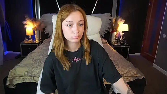 FoxyMayy online show from July 21, 2026, 1:01 pm