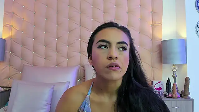 Snapshot of Leslie_Bussh_ chatting on March 22, 2026, 1:12 pm Leslie Bussh online show from March 22, 2026, 1:12 pm