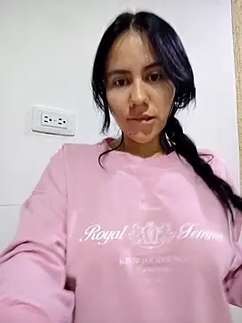 Snapshot of valen-sexx chatting on May 6, 2026, 3:10 am valen-sexx online show from May 6, 2026, 3:10 am